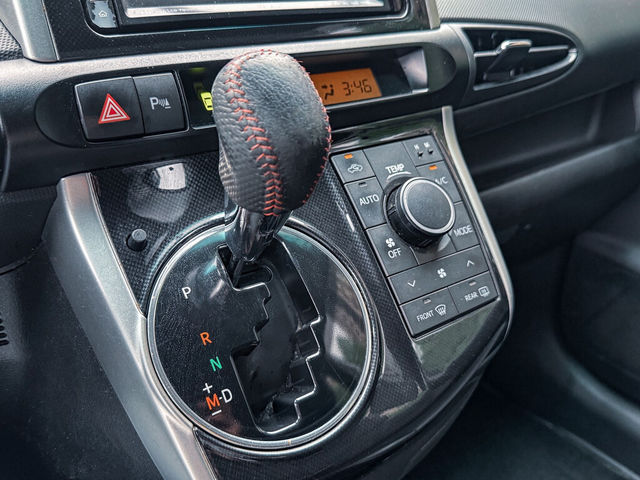 TOYOTA豐田 WISH  第11張相片
