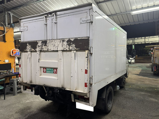 MITSUBISHI三菱 CANTER  第4張相片