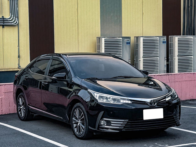 TOYOTA豐田 ALTIS  第3張相片
