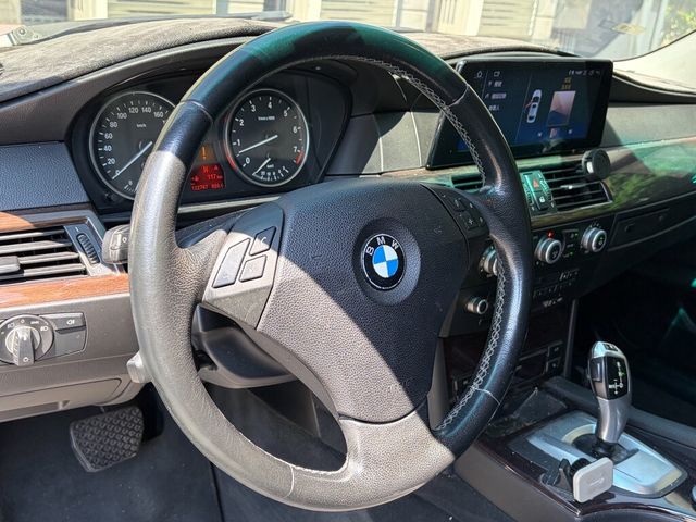 BMW寶馬 528I TOURING  第5張相片