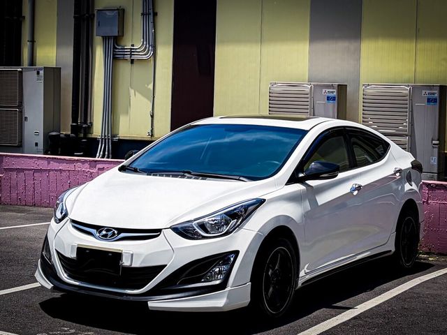 HYUNDAI現代 ELANTRA  第1張相片