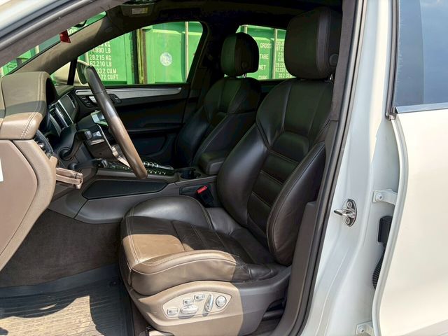 PORSCHE保時捷 MACAN  第6張相片