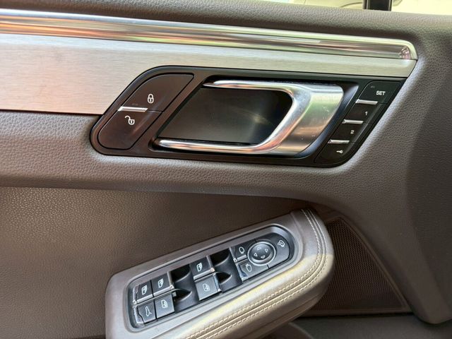 PORSCHE保時捷 MACAN  第11張相片
