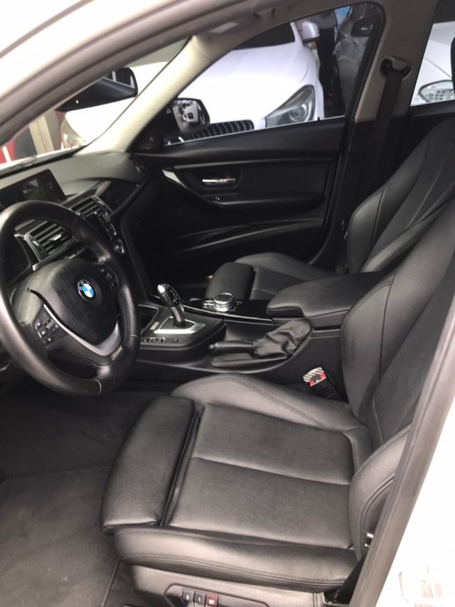 BMW寶馬 318I  第3張相片