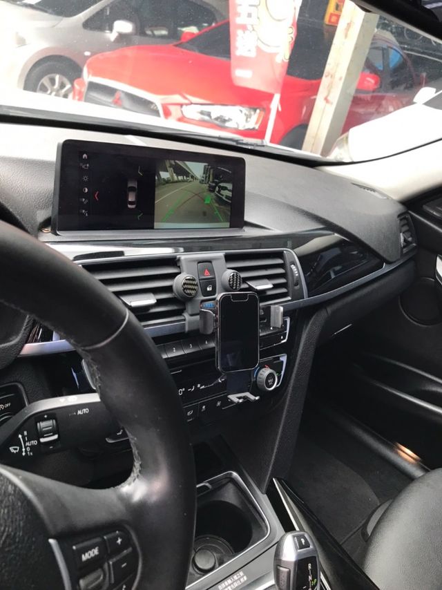 BMW寶馬 318I  第4張相片