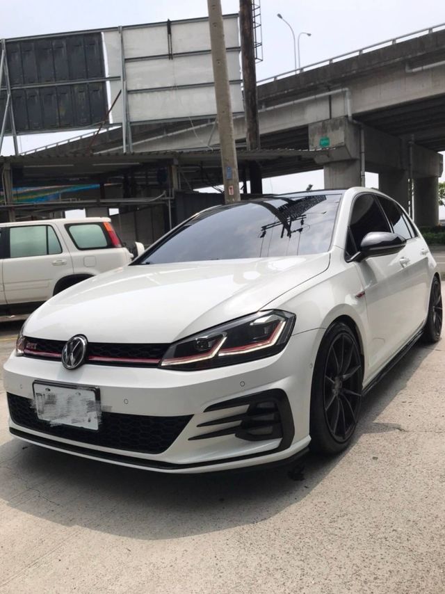 VOLKSWAGEN福斯 GOLF GTI  第1張相片