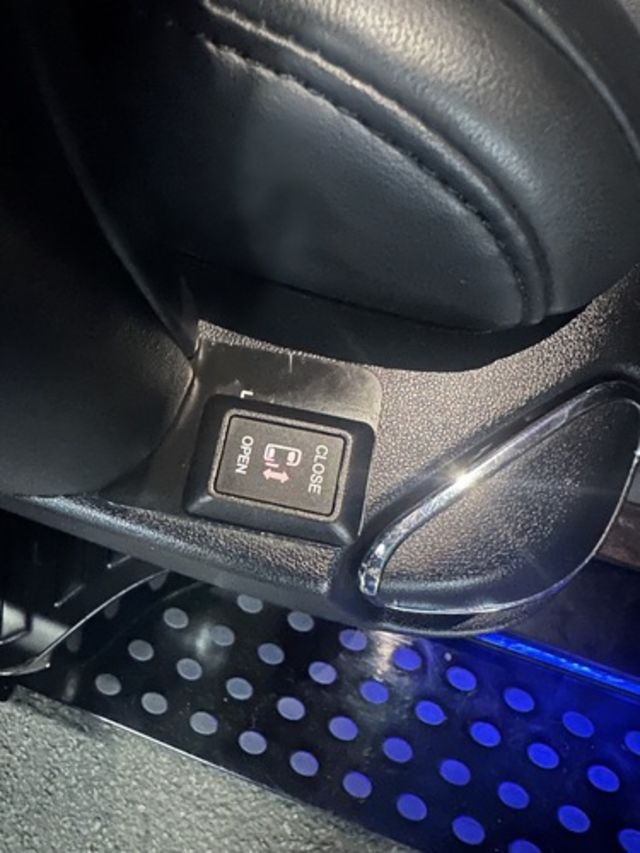 TOYOTA豐田 ALPHARD  第10張相片