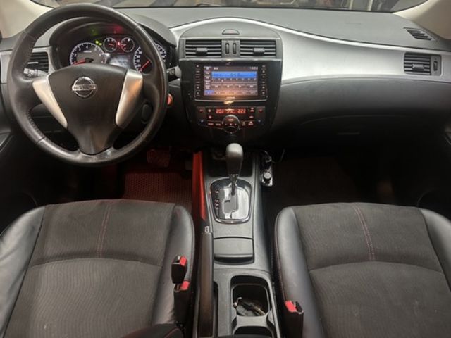 NISSAN日產 TIIDA  第5張相片