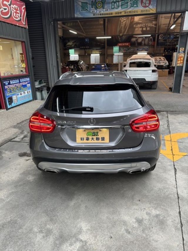 M-BENZ賓士 GLA200  第4張相片