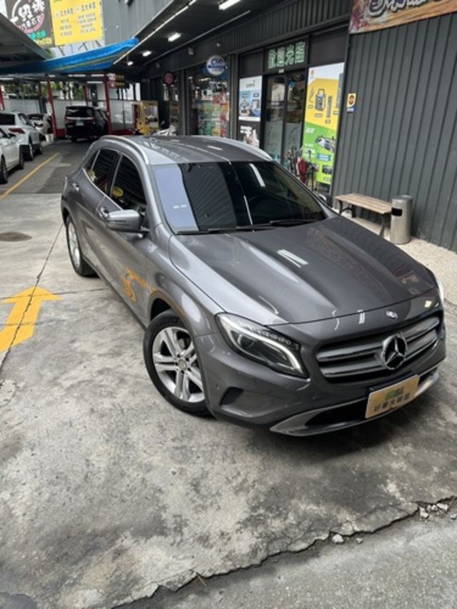 M-BENZ賓士 GLA200  第6張相片