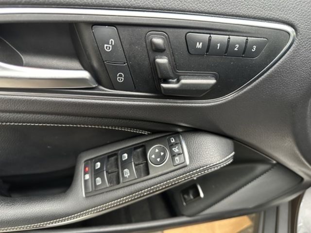 M-BENZ賓士 GLA200  第9張相片