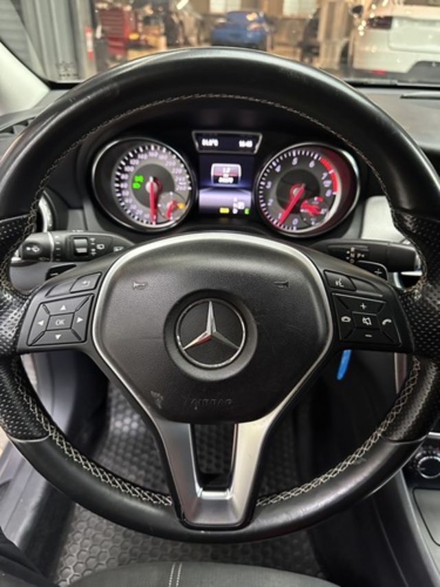 M-BENZ賓士 GLA200  第12張相片