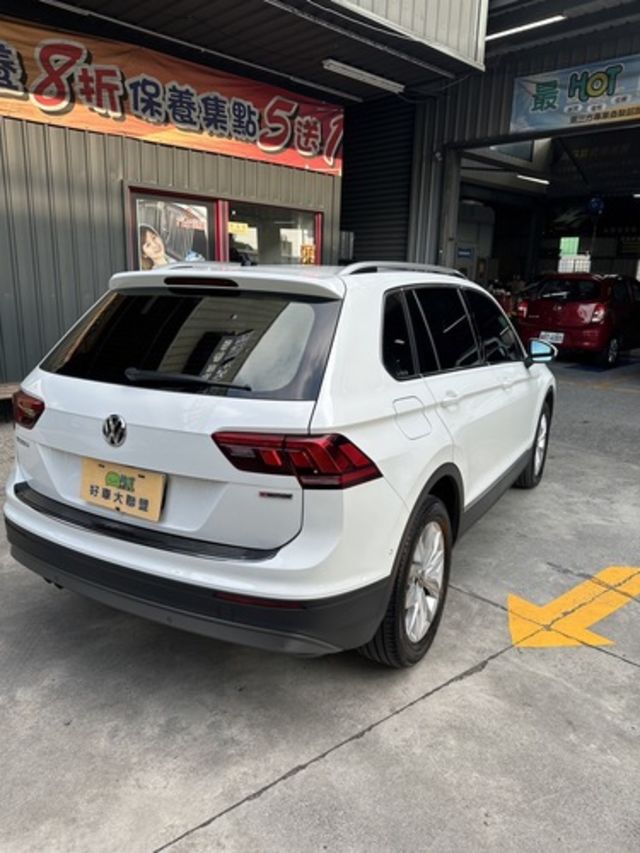 VOLKSWAGEN福斯 TIGUAN  第2張相片