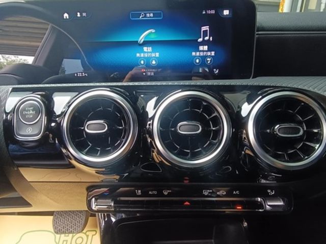 M-BENZ賓士 A180  第8張相片