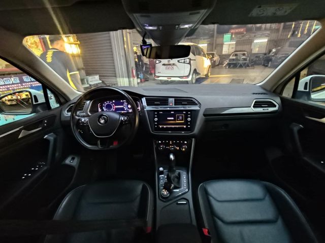 VOLKSWAGEN福斯 TIGUAN  第11張相片