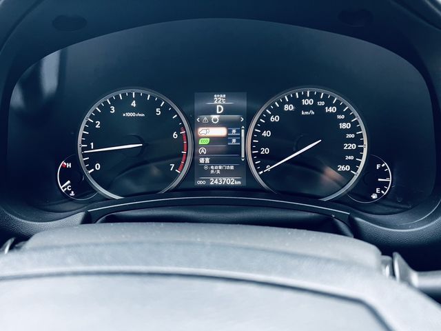 LEXUS凌志 NX200T  第5張相片