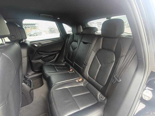 PORSCHE保時捷 MACAN S  第15張相片