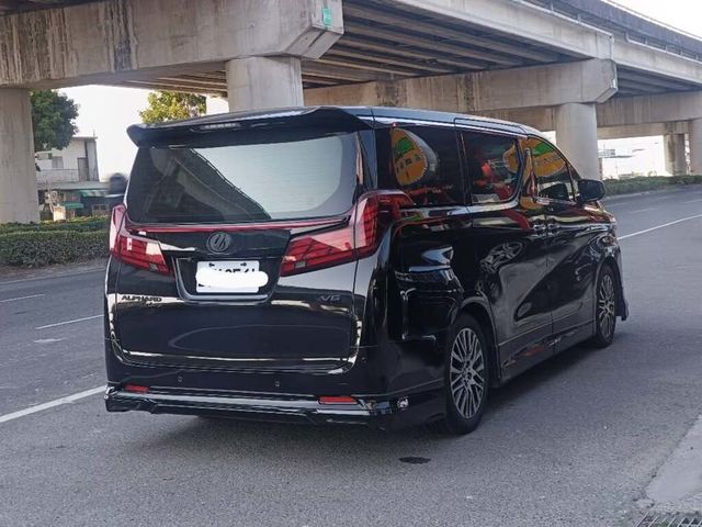 TOYOTA豐田 ALPHARD  第5張相片