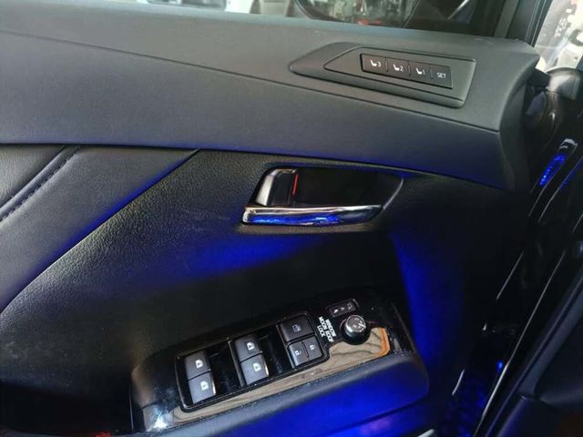 TOYOTA豐田 ALPHARD  第13張相片