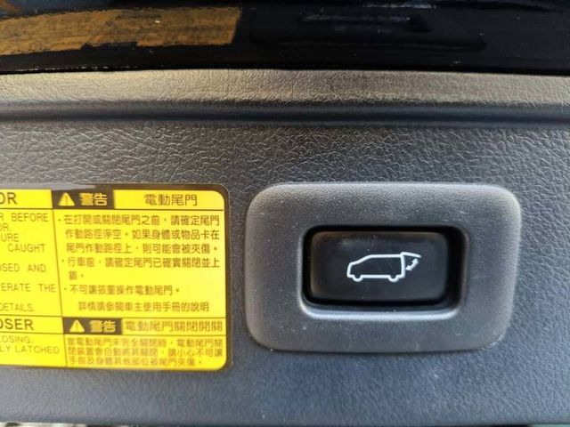 TOYOTA豐田 ALPHARD  第25張相片