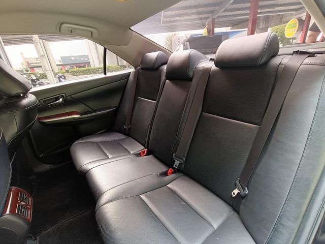 TOYOTA豐田 CAMRY  第8張相片