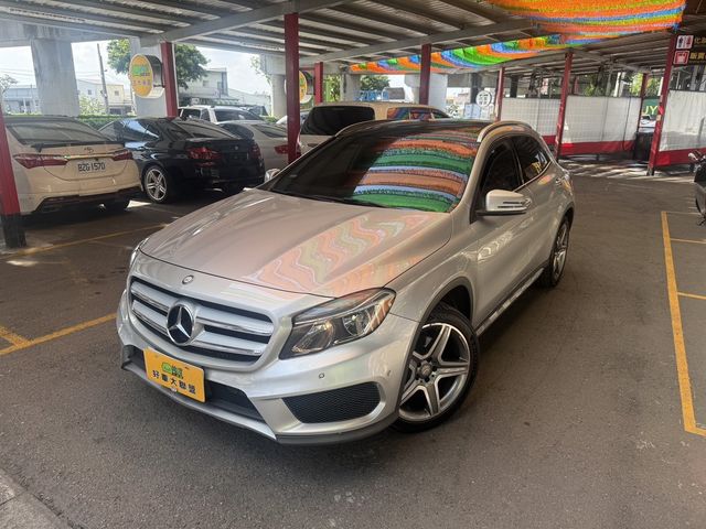 M-BENZ賓士 GLA250  第1張相片