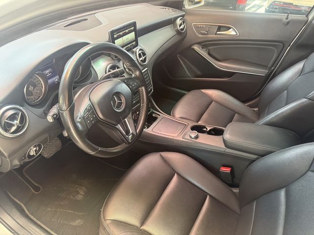 M-BENZ賓士 GLA250  第8張相片