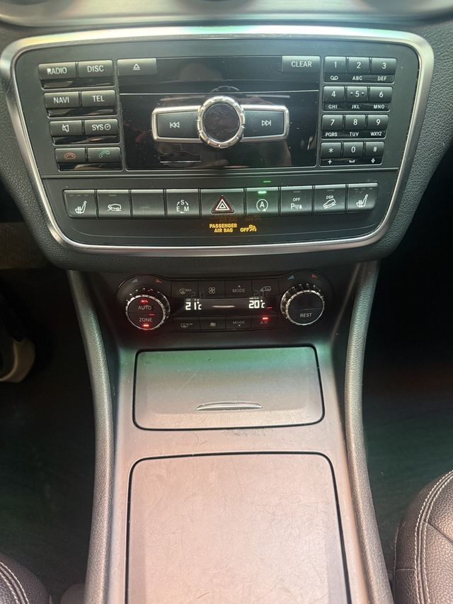 M-BENZ賓士 GLA250  第12張相片