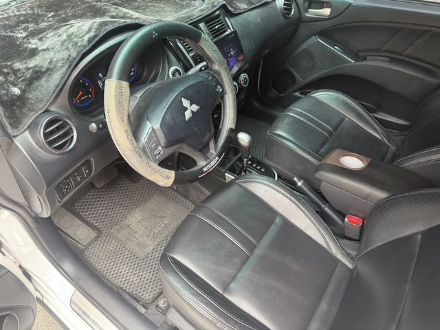 MITSUBISHI三菱 COLT PLUS  第7張相片