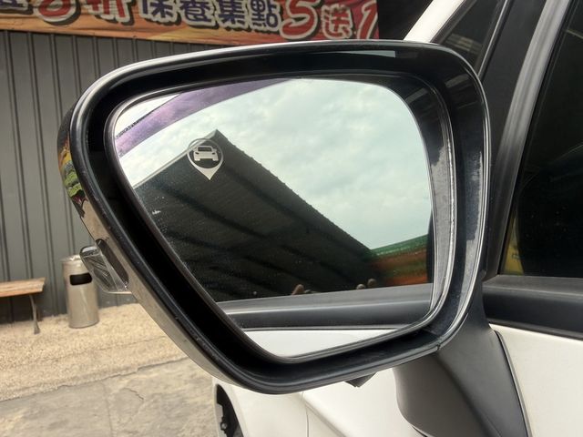 MITSUBISHI三菱 COLT PLUS  第10張相片