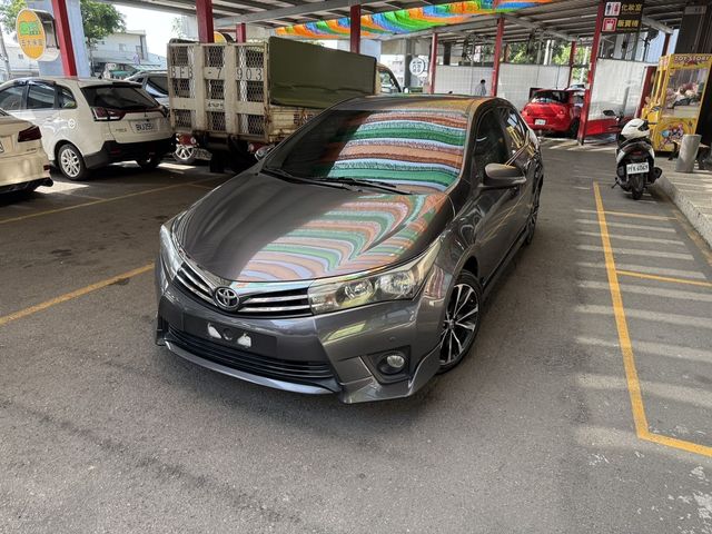 TOYOTA豐田 ALTIS  第1張相片