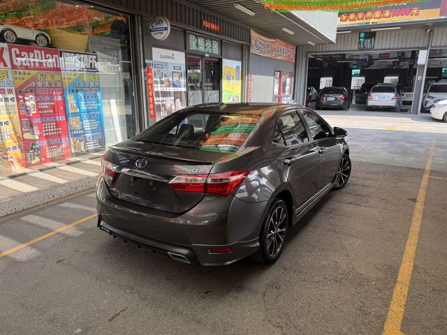 TOYOTA豐田 ALTIS  第2張相片