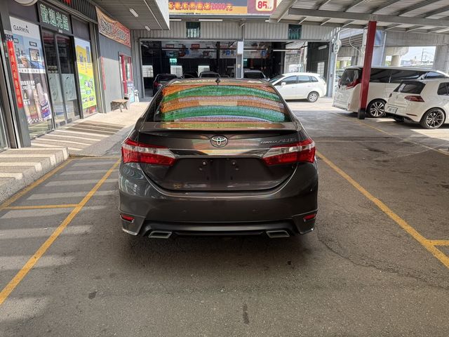 TOYOTA豐田 ALTIS  第4張相片