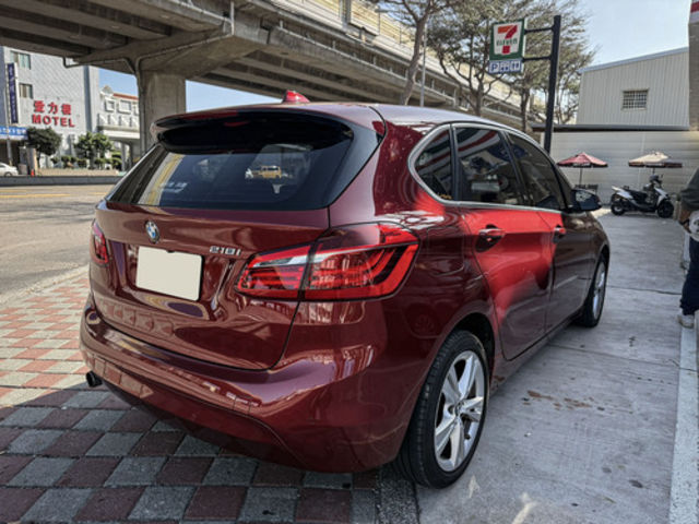 BMW寶馬 218I  第3張相片