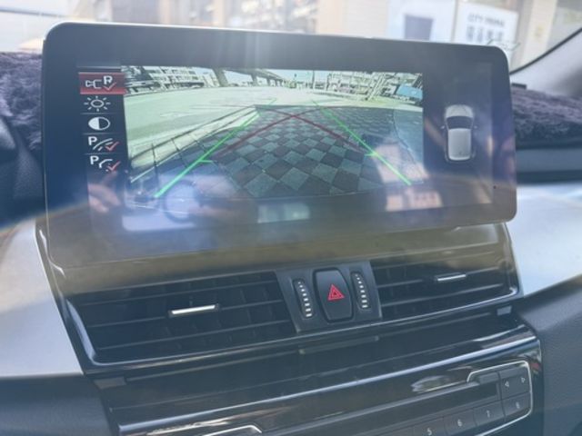 BMW寶馬 218I  第6張相片