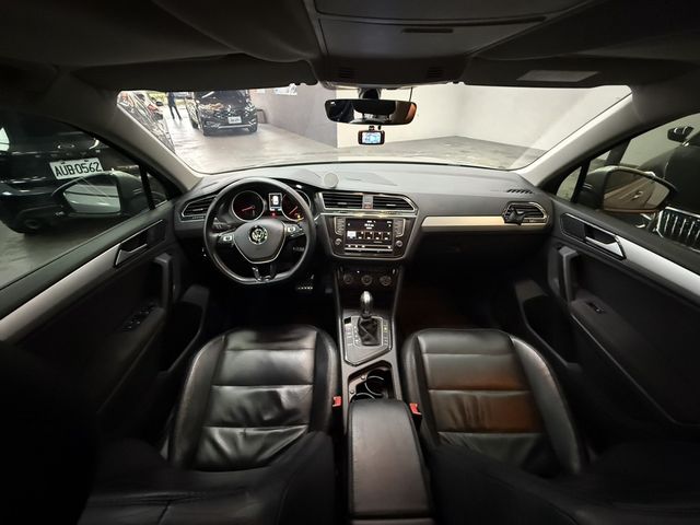VOLKSWAGEN福斯 TIGUAN  第3張相片