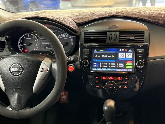NISSAN日產 TIIDA  第7張相片