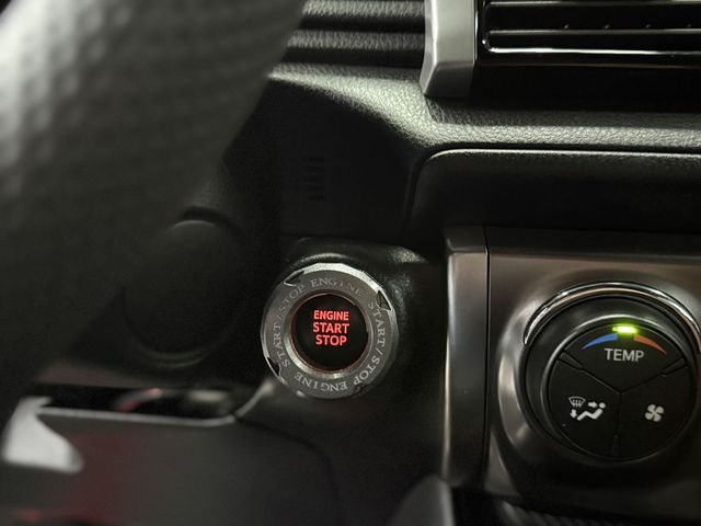 TOYOTA豐田 YARIS  第15張相片