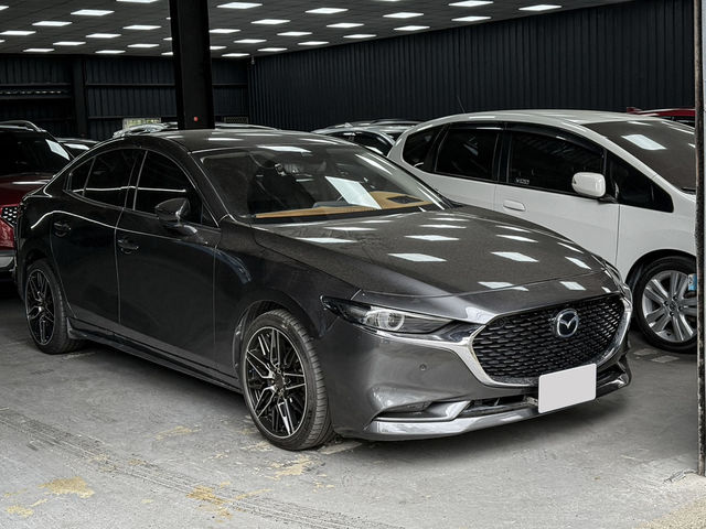 MAZDA馬自達 MAZDA 3  第1張相片