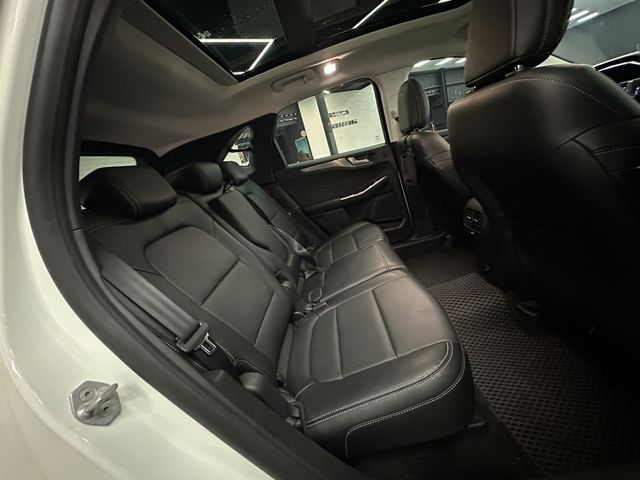 FORD福特 KUGA  第6張相片