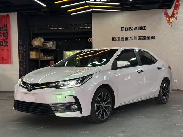 TOYOTA豐田 ALTIS  第1張相片