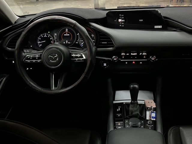 MAZDA馬自達 MAZDA 3  第3張相片