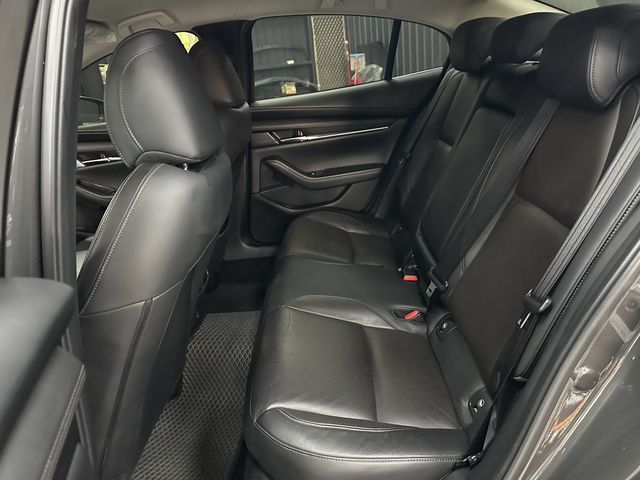 MAZDA馬自達 MAZDA 3  第5張相片