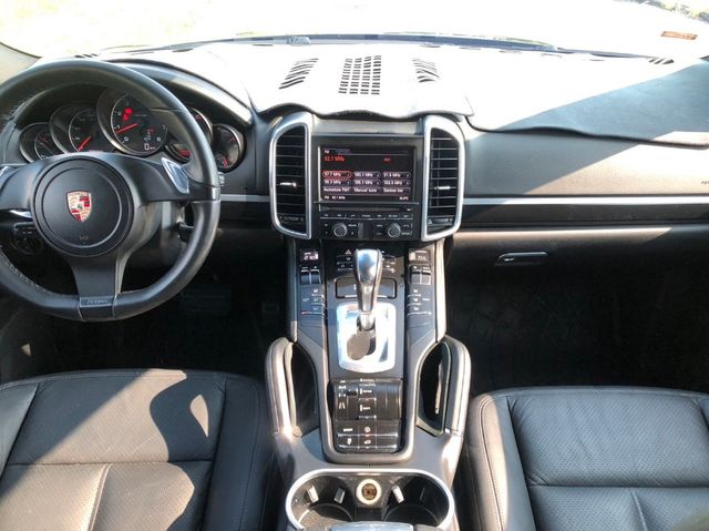 PORSCHE保時捷 CAYENNE  第10張相片