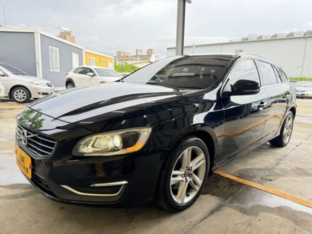 VOLVO富豪 V60  第1張相片