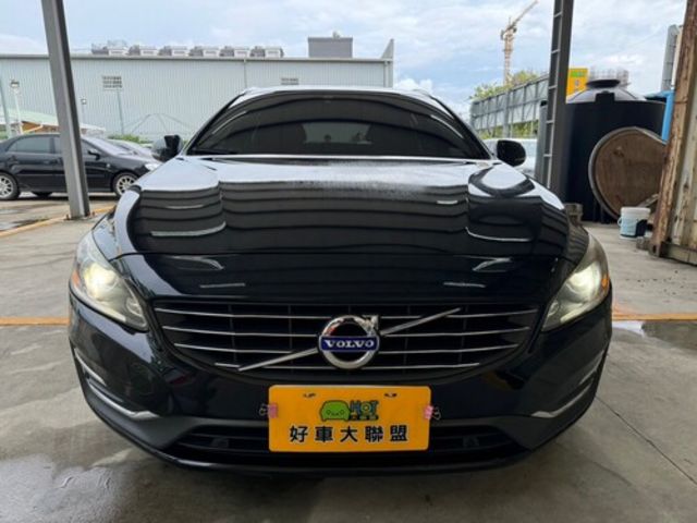 VOLVO富豪 V60  第2張相片