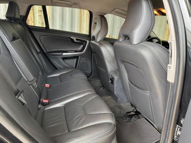 VOLVO富豪 V60  第17張相片