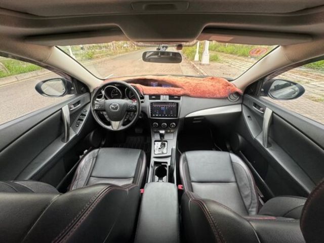 MAZDA馬自達 MAZDA 3  第7張相片