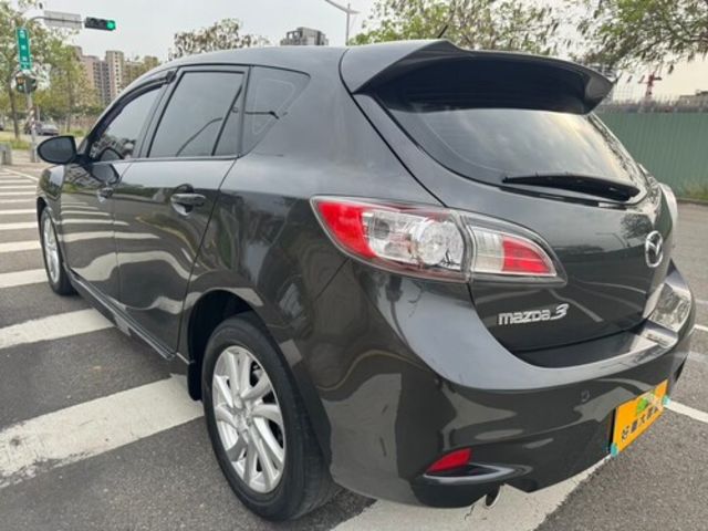 MAZDA馬自達 MAZDA 3  第15張相片