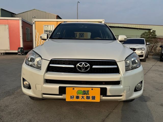 TOYOTA豐田 RAV4  第3張相片